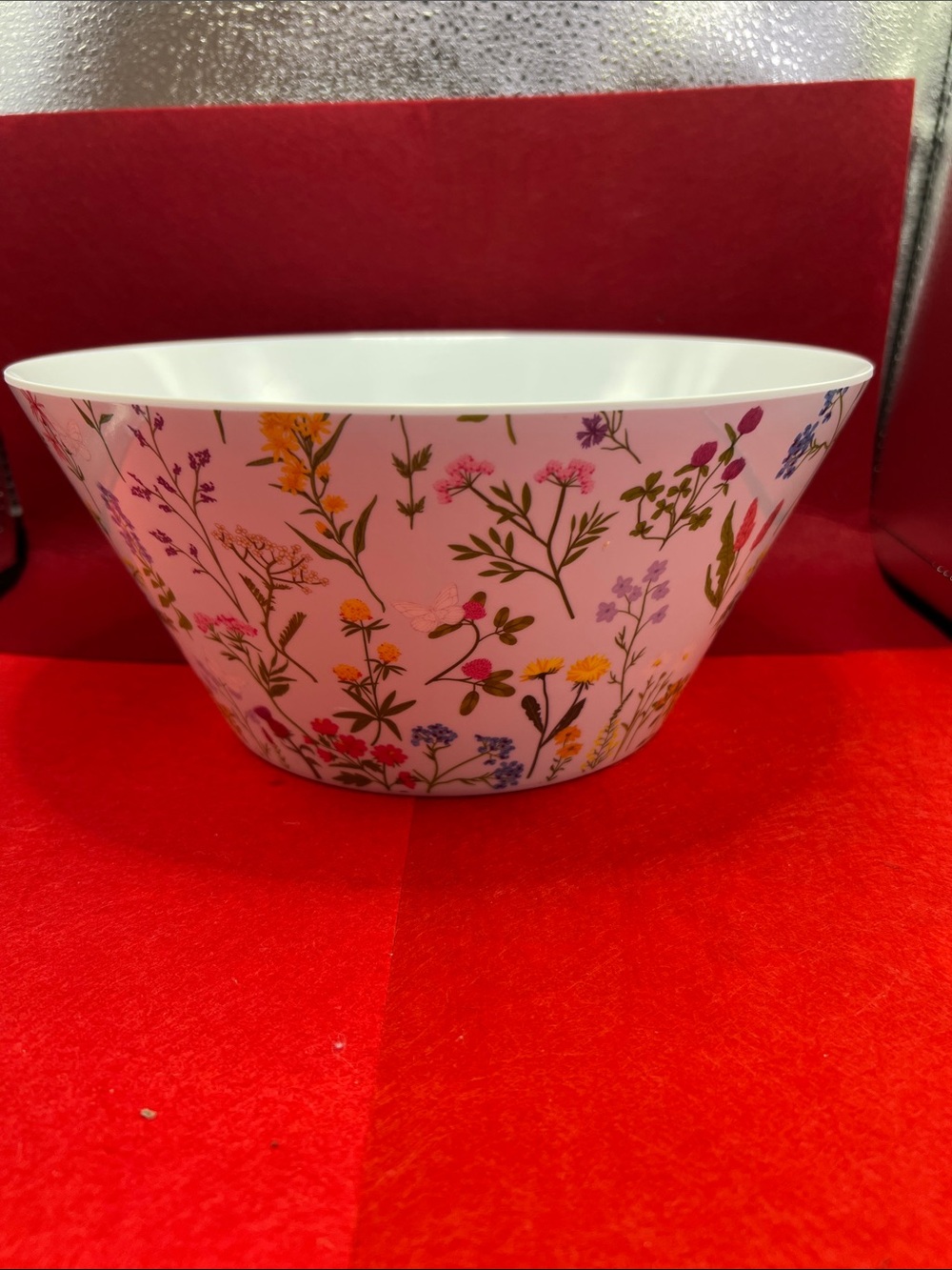 Dolly Parton 10” Melamine White Bowl with Multicolor Wildflower Motif